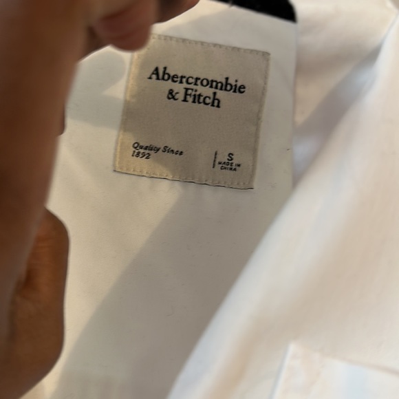 abercrombie white cropped blouse - Picture 2 of 3